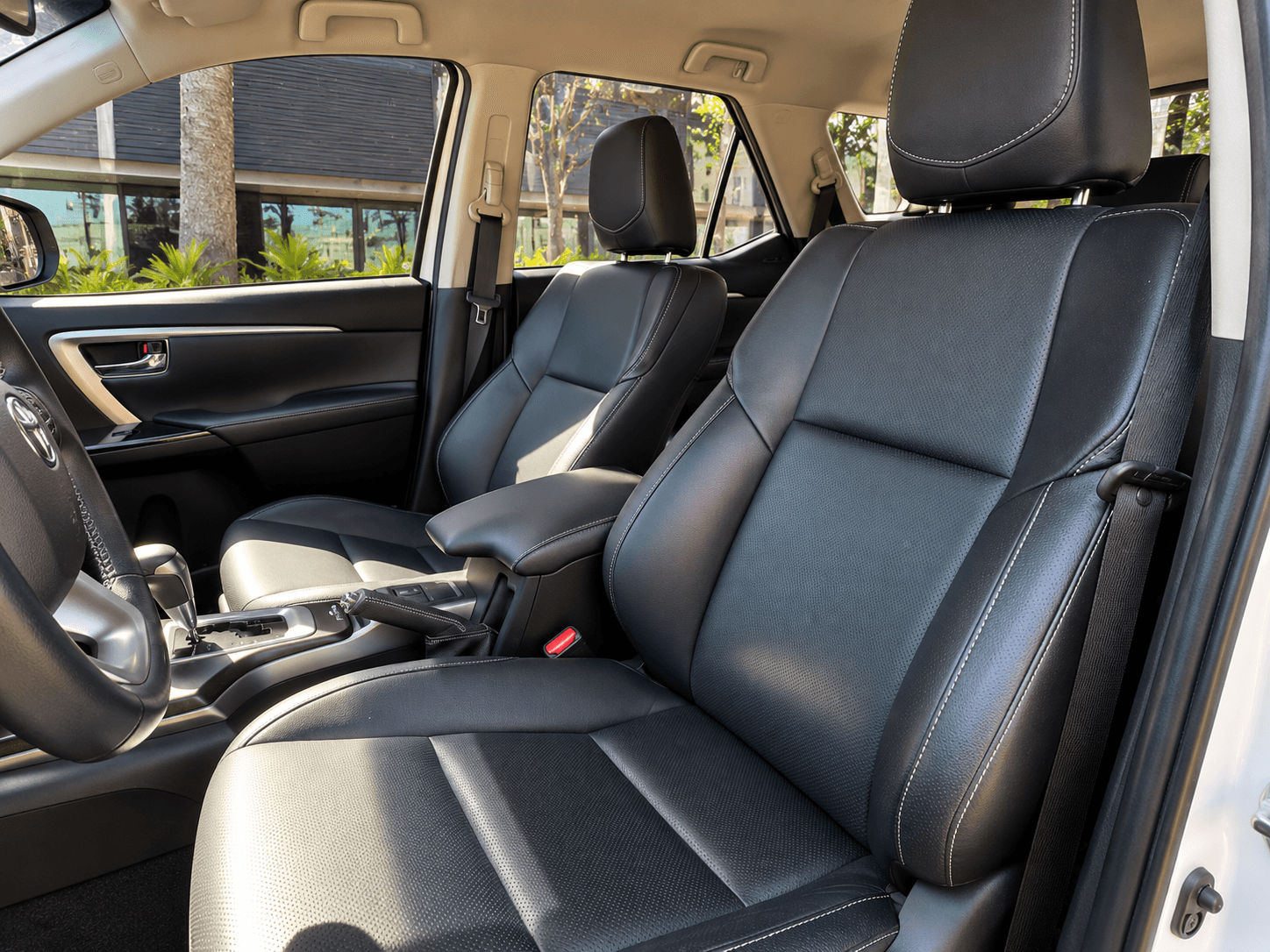 Toyota SW4 SRX 4x4 Diesel 7Lugares - Imagem 9