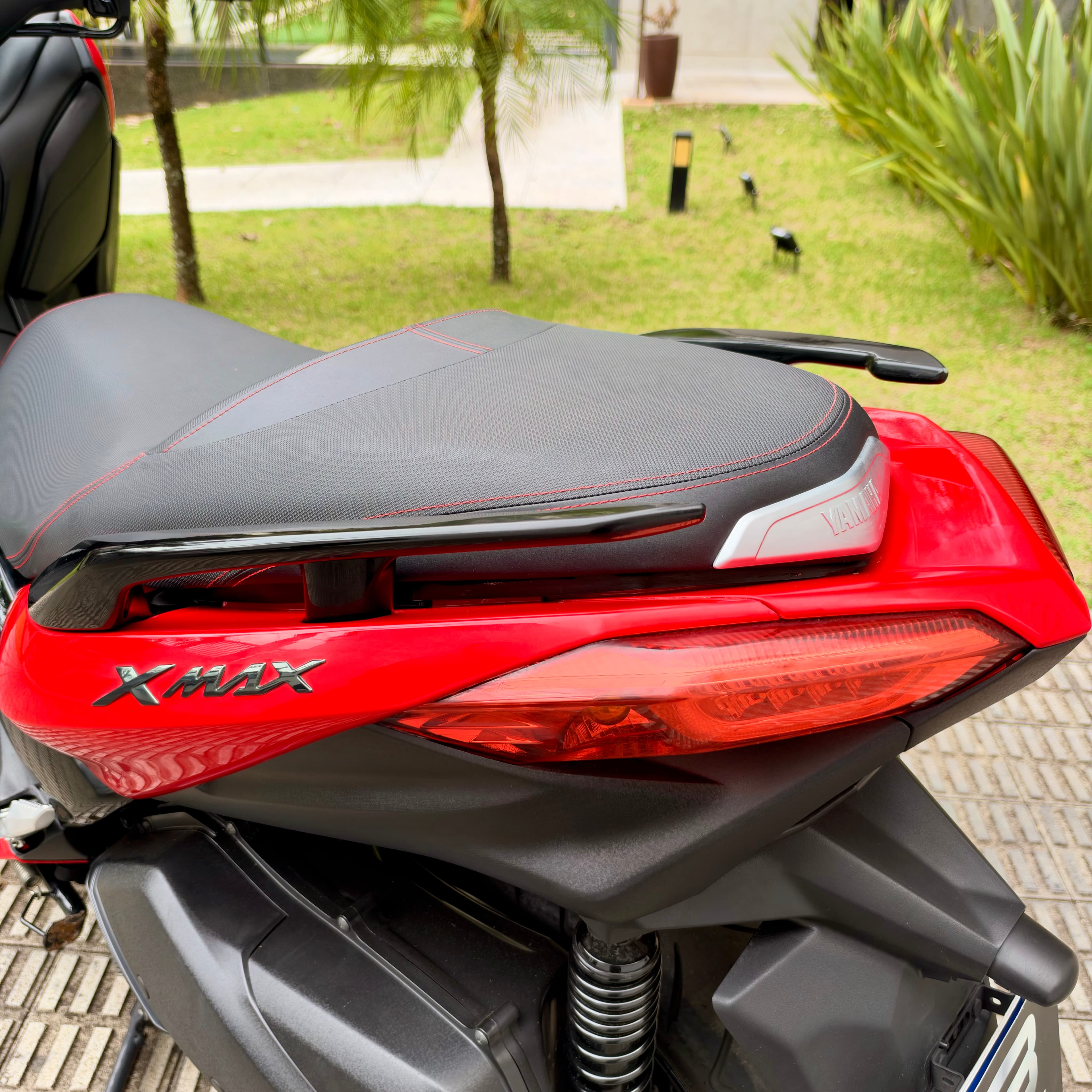 Yamaha Xmax - Imagem 8