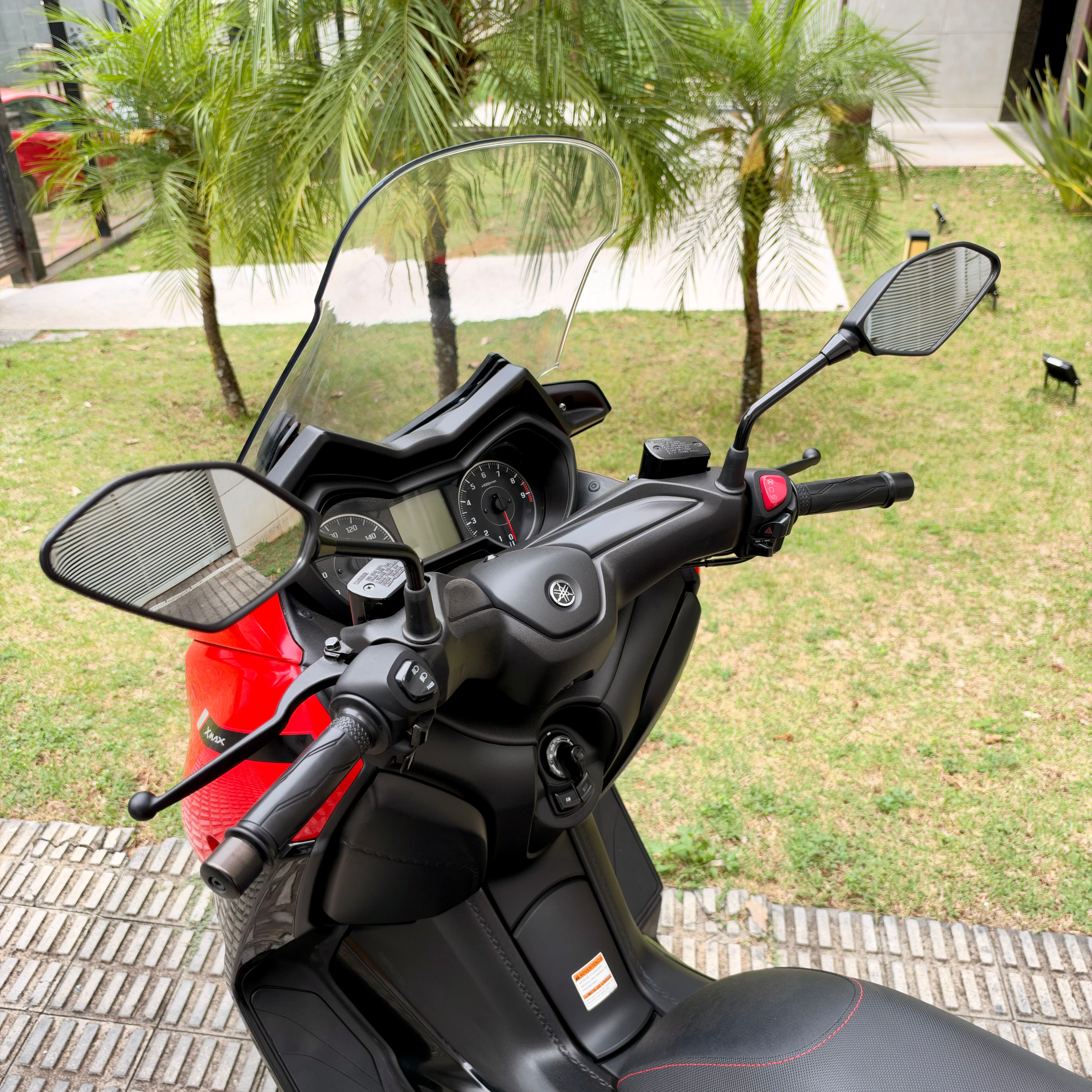 Yamaha Xmax - Imagem 4